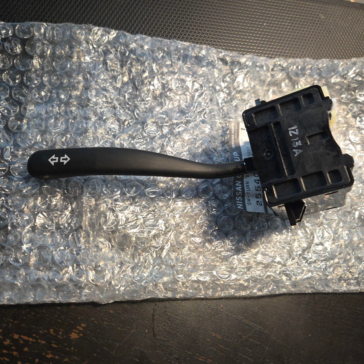Genuine Nissan R32 Skyline ALL Turn Signal Switch Assembly 25540-01U60